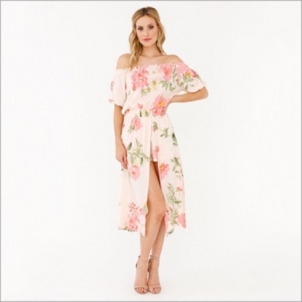 Brand New Plum Pretty Sugar Layered Maxi Dress